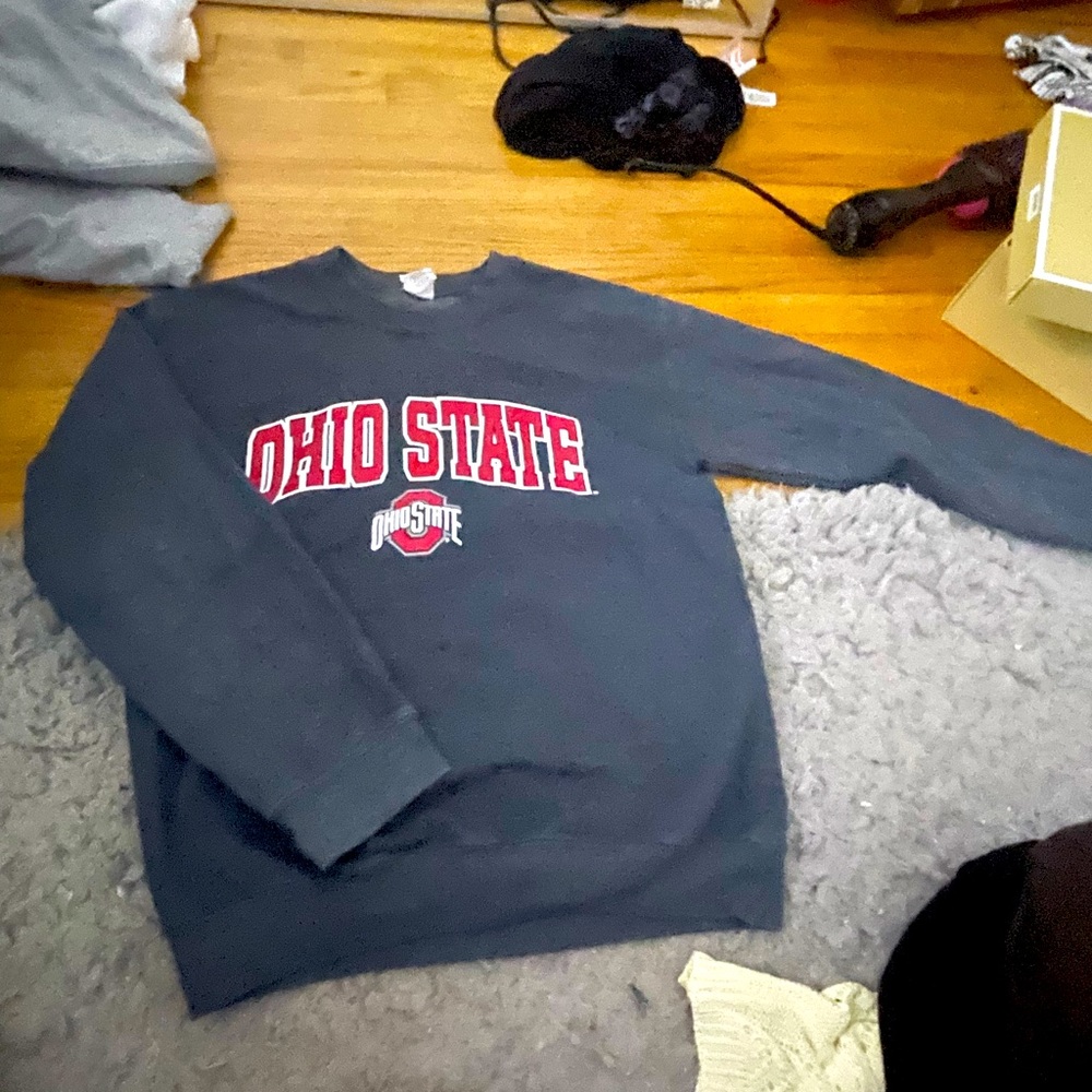 Cute vintage college crewneck sweatshirt